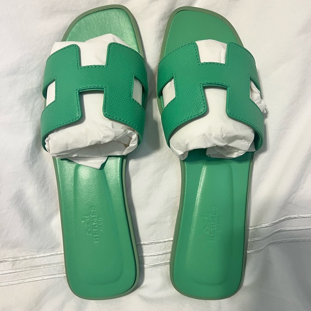 New Hermes Green Sandals with box